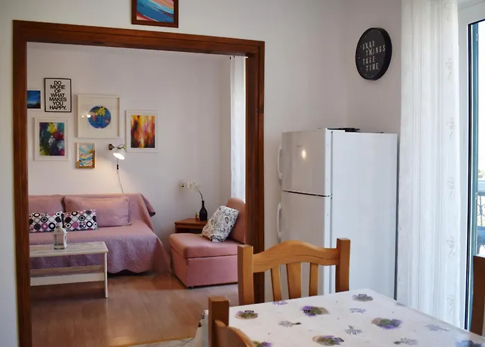 Lina Vrankovic Hvar Town