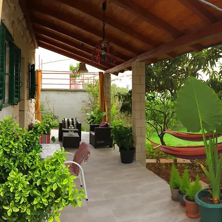 Apartment Lina Vrankovic