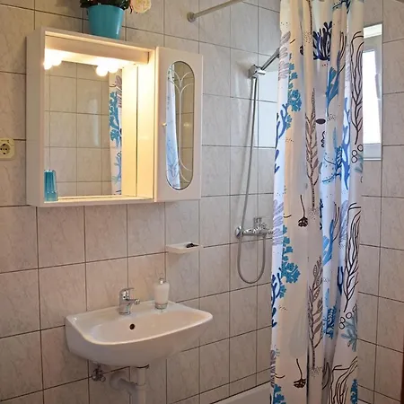 Lina Vrankovic Hvar Town