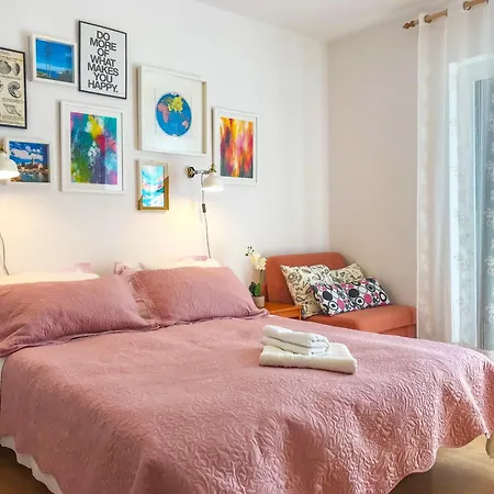 Lina Vrankovic Apartment *