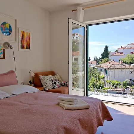Lina Vrankovic Apartment Hvar Town