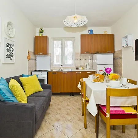 Lina Vrankovic Apartment *