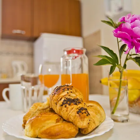 Lina Vrankovic Hvar Town