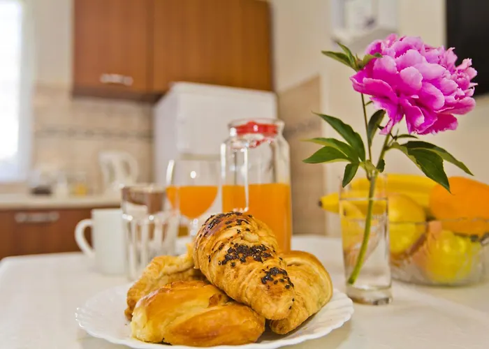 Lina Vrankovic Hvar Town